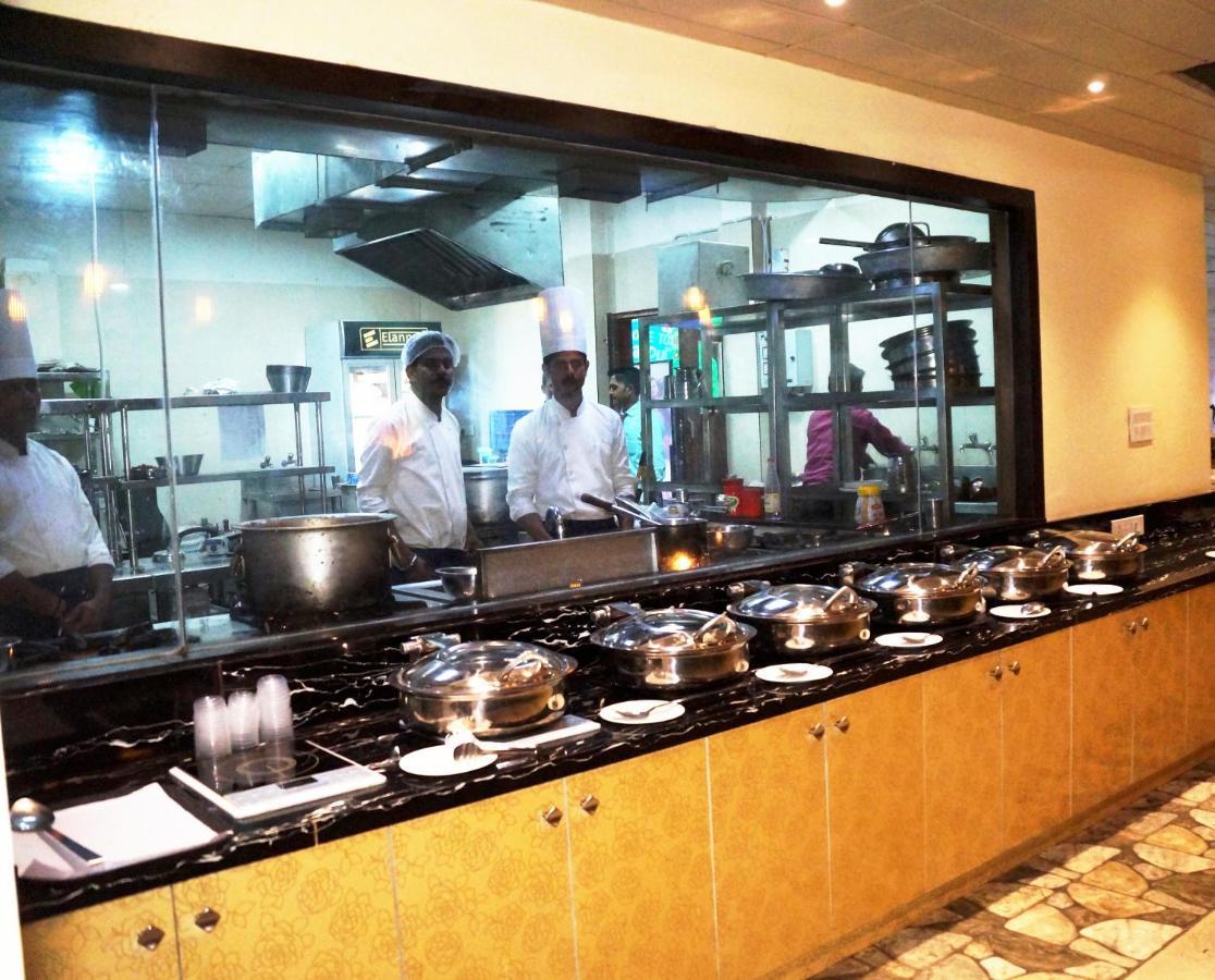 Hotel Shivoy Grand Varanasi Luaran gambar