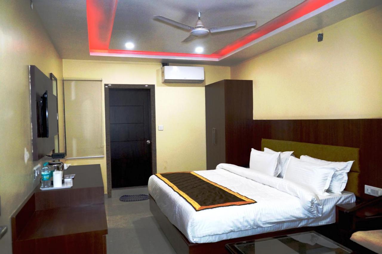 Hotel Shivoy Grand Varanasi Luaran gambar