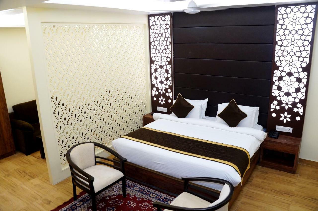 Hotel Shivoy Grand Varanasi Luaran gambar