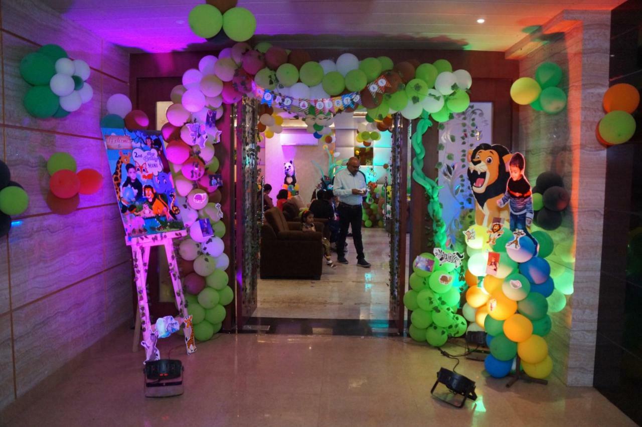 Hotel Shivoy Grand Varanasi Luaran gambar